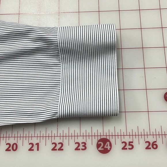 GOLD LABEL INVESTMENTS Non- Iron Chevron/Stripe Cotton BLK/WHT Career Blouse 16 - Picture 13 of 16